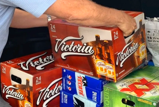 Llega cerveza a Cuernavaca y arrasan con ella en 15 minutos