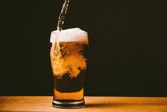 cerveza rebajada con agua